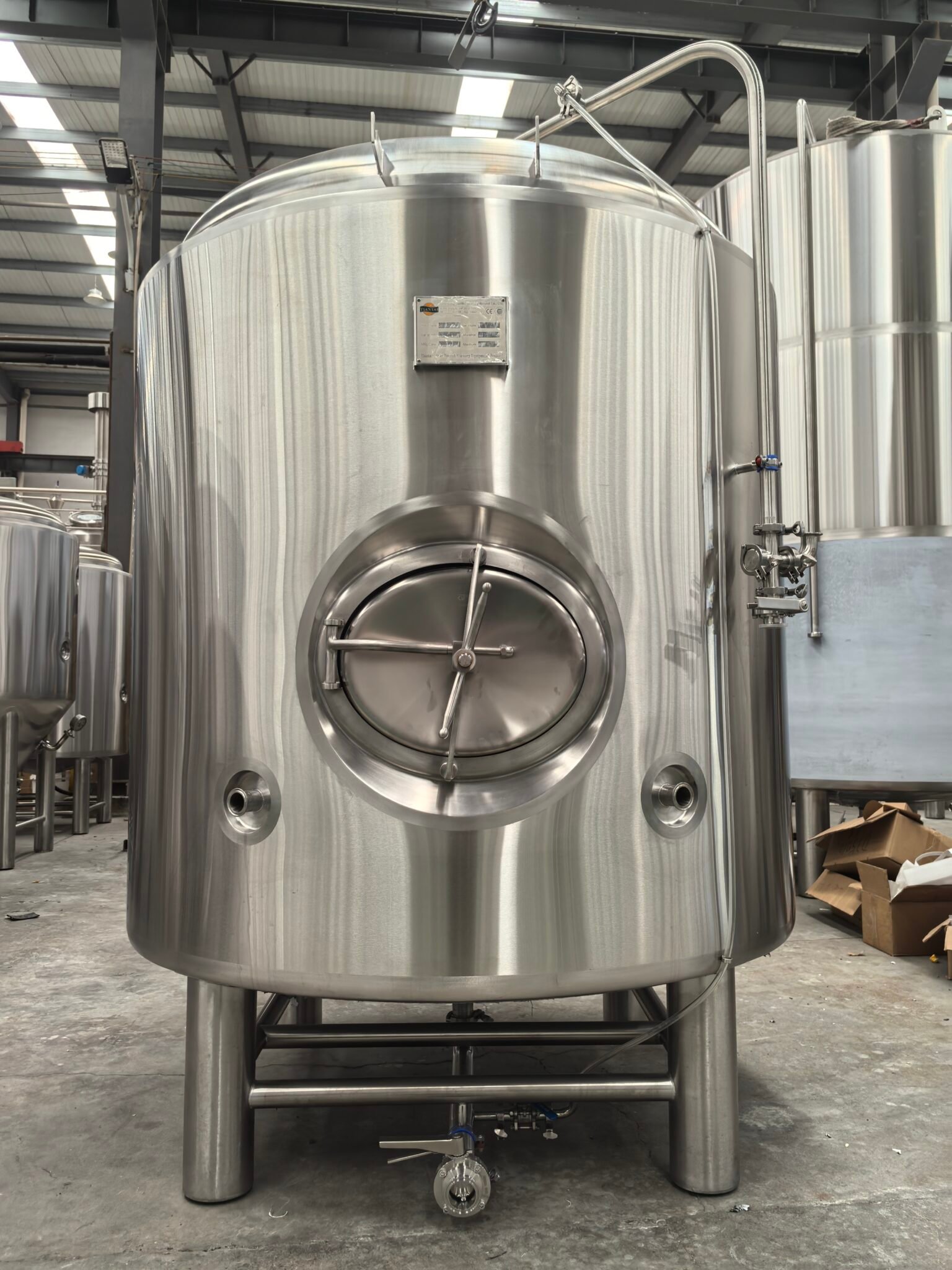 2000L Brite Tank & Chiller Shipped To Canada - TIANTAI® Beer Brewery ...