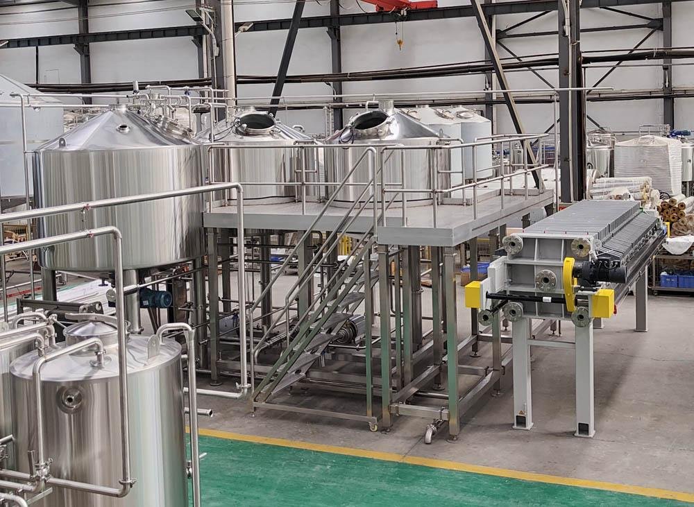 2500L Brewhouse in Whiskey Distillery 1